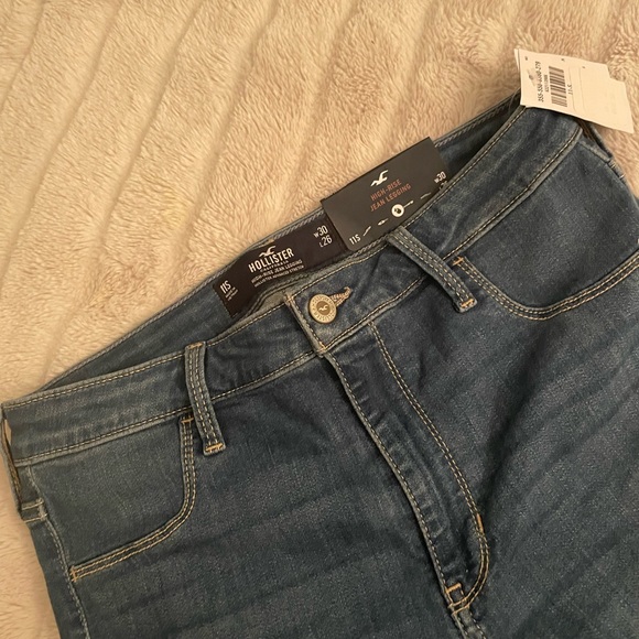 Hollister High-Rise Jean Legging - Picture 2 of 5